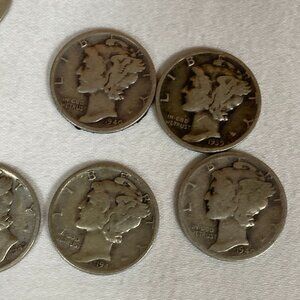 13 Circulated 1897-1945 Barber & Mercury Dimes